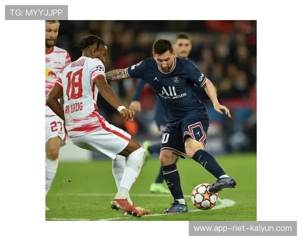 巴黎利用外线速度持续打开局面，冲击冠军之路